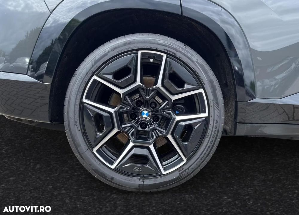 BMW XM 50e - 6