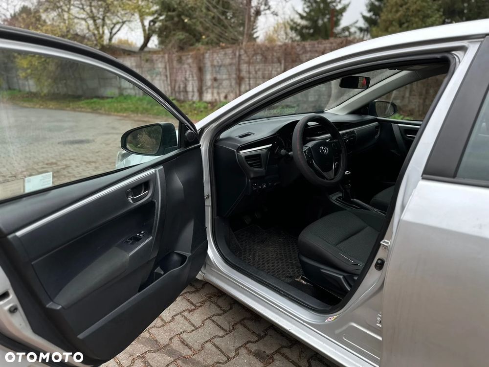 Toyota Corolla 1.6 Active EU6 - 9