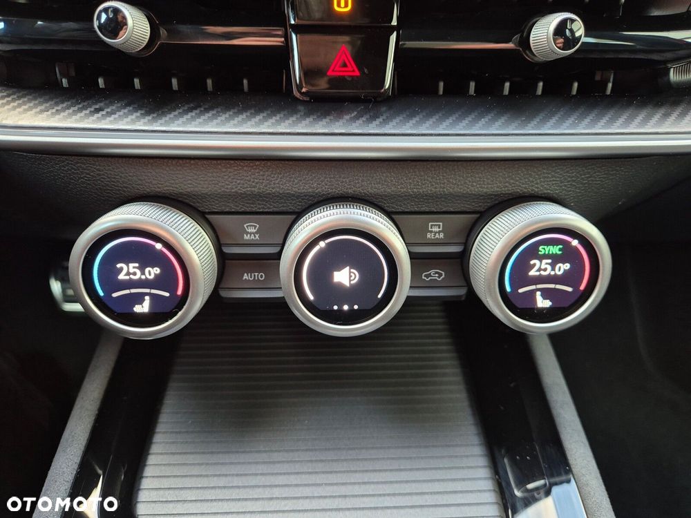 Skoda Superb 2.0 TSI Sportline DSG - 32