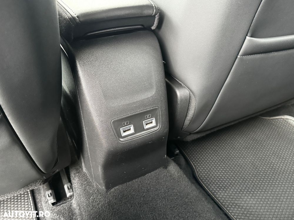 Peugeot 2008 BlueHDi 130 EAT8 Allure Pack - 32