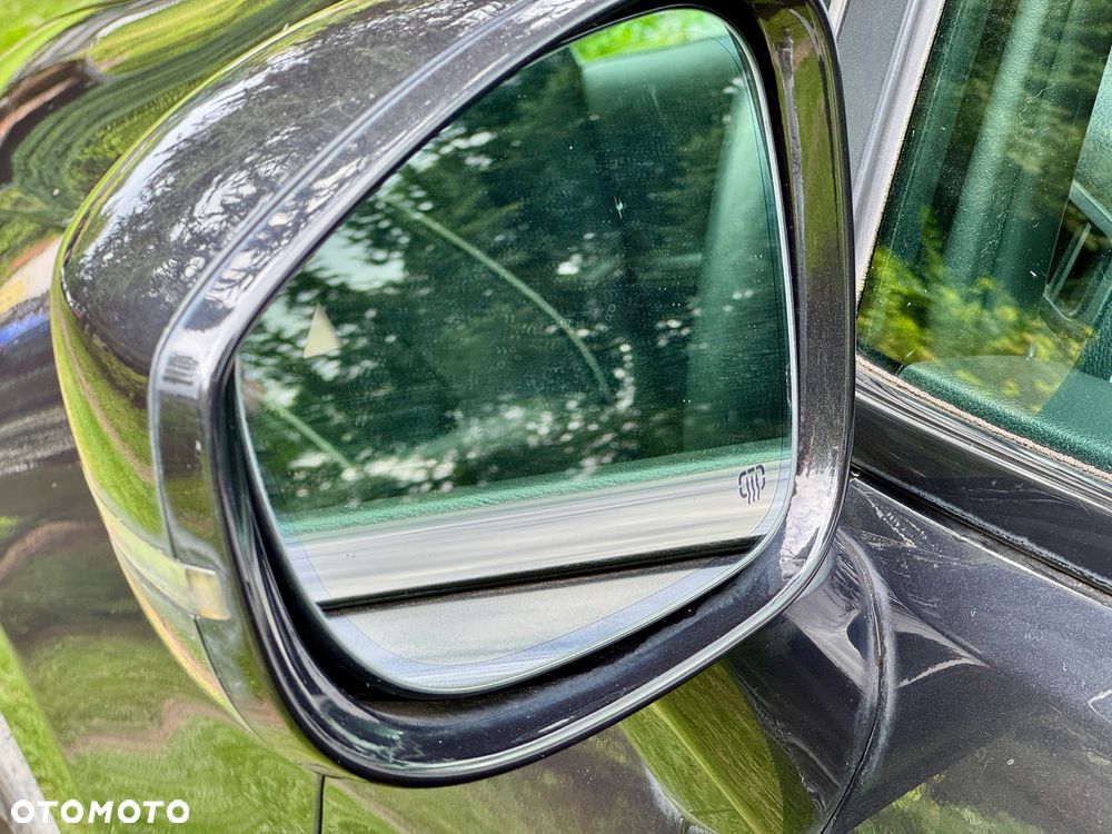 Chrysler Pacifica - 38