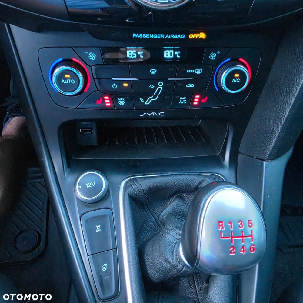 Ford Focus ST - 22