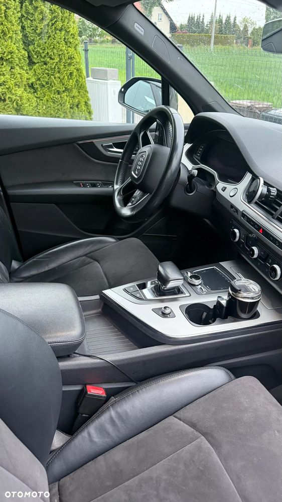 Audi Q7 45 TDI Quattro Tiptronic - 12