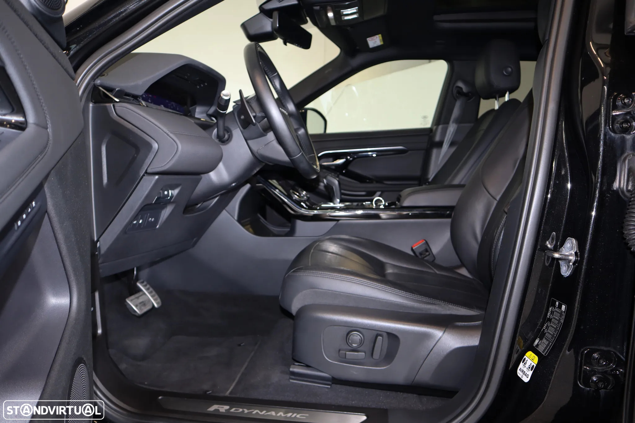 Land Rover Range Rover Evoque 1.5 P300e AWD R-Dynamic Auto - 17