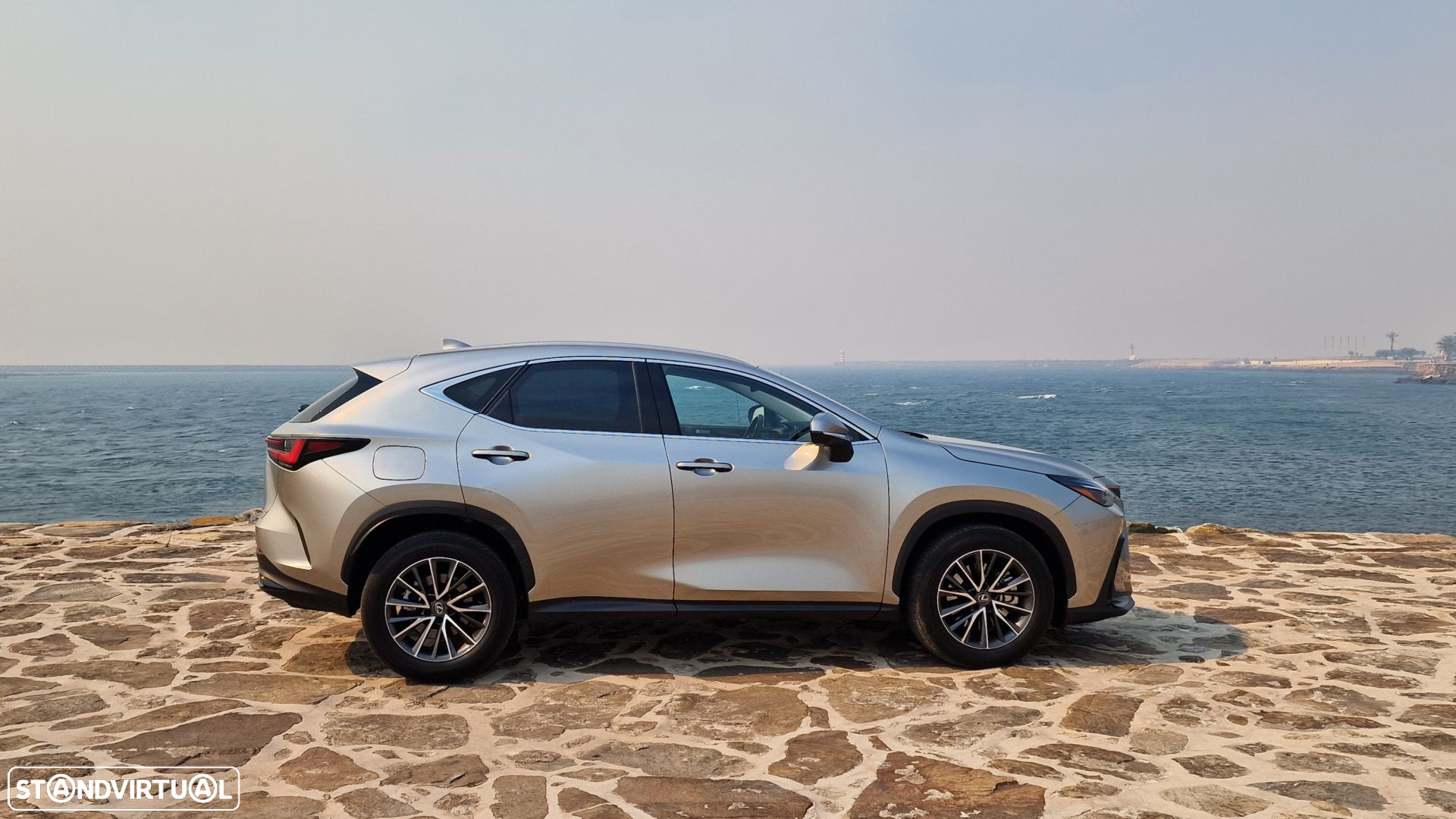 Lexus NX 450h+ Executive+ - 8