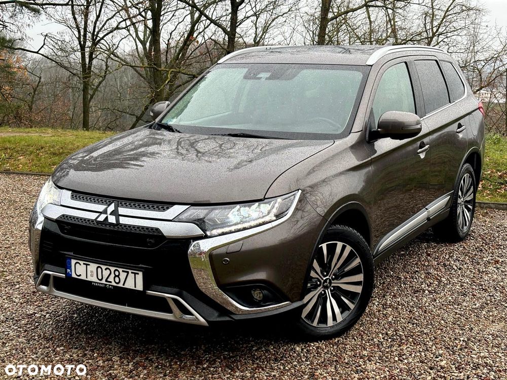 Mitsubishi Outlander 2.0 Intense + Navi 4WD CVT - 1