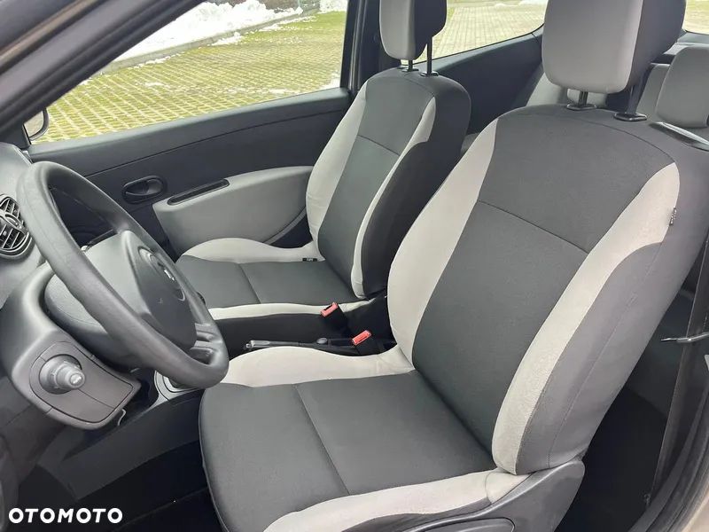 Renault Clio 1.2 16V Arctica - 8