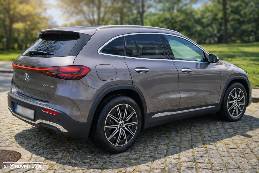 Mercedes-Benz EQA 300 4Matic AMG Line - 4