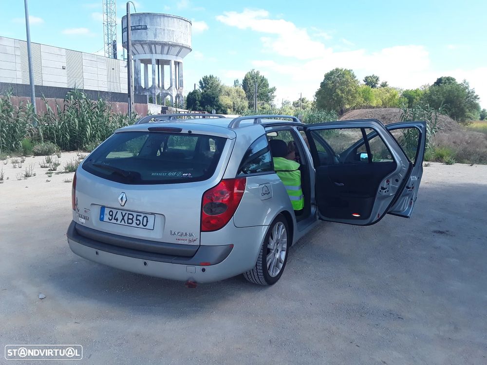 Renault Laguna Break 1.9 dCi Privilege Plus - 4