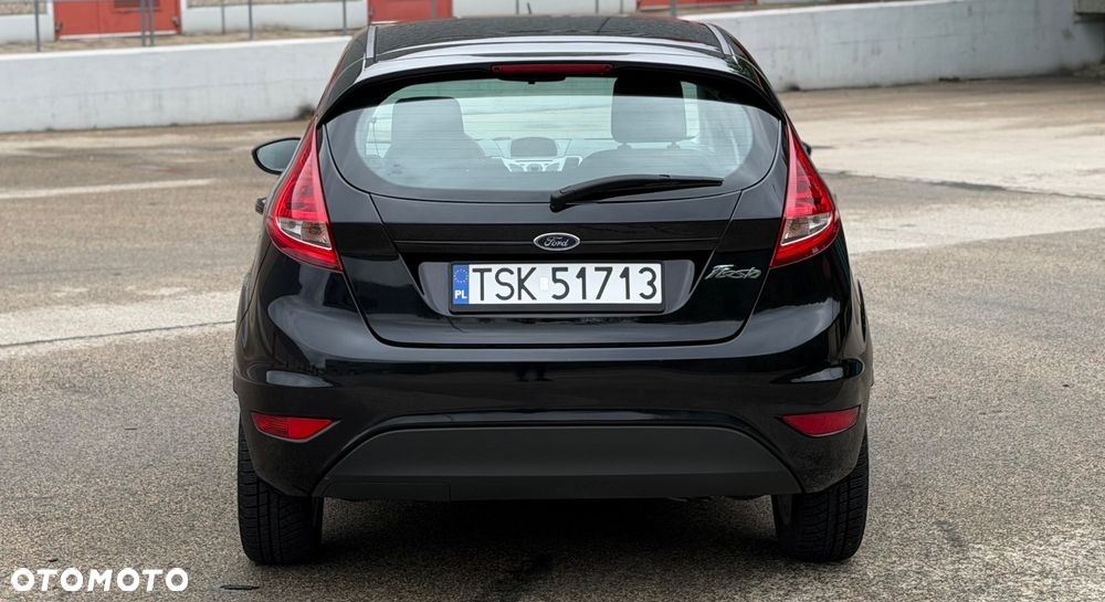 Ford Fiesta 1.25 Celebration - 13
