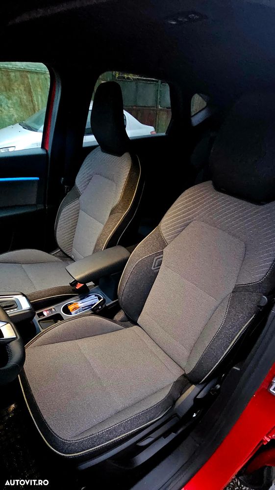 Renault Captur E-TECH Full 145 Techno - 16