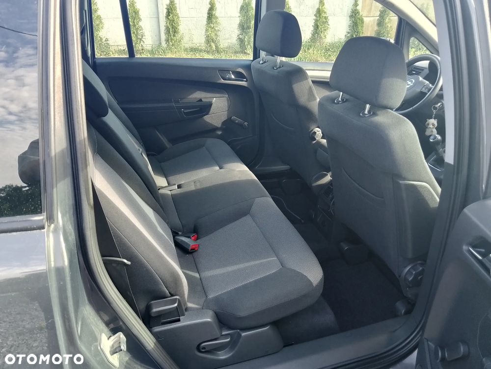 Opel Zafira - 7