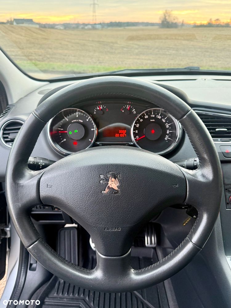 Peugeot 5008 1.6 HDi Family 7os - 29