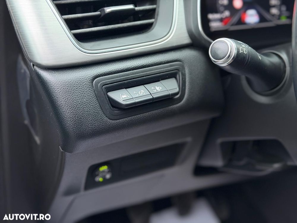 Renault Captur TCe 100 Intens - 13