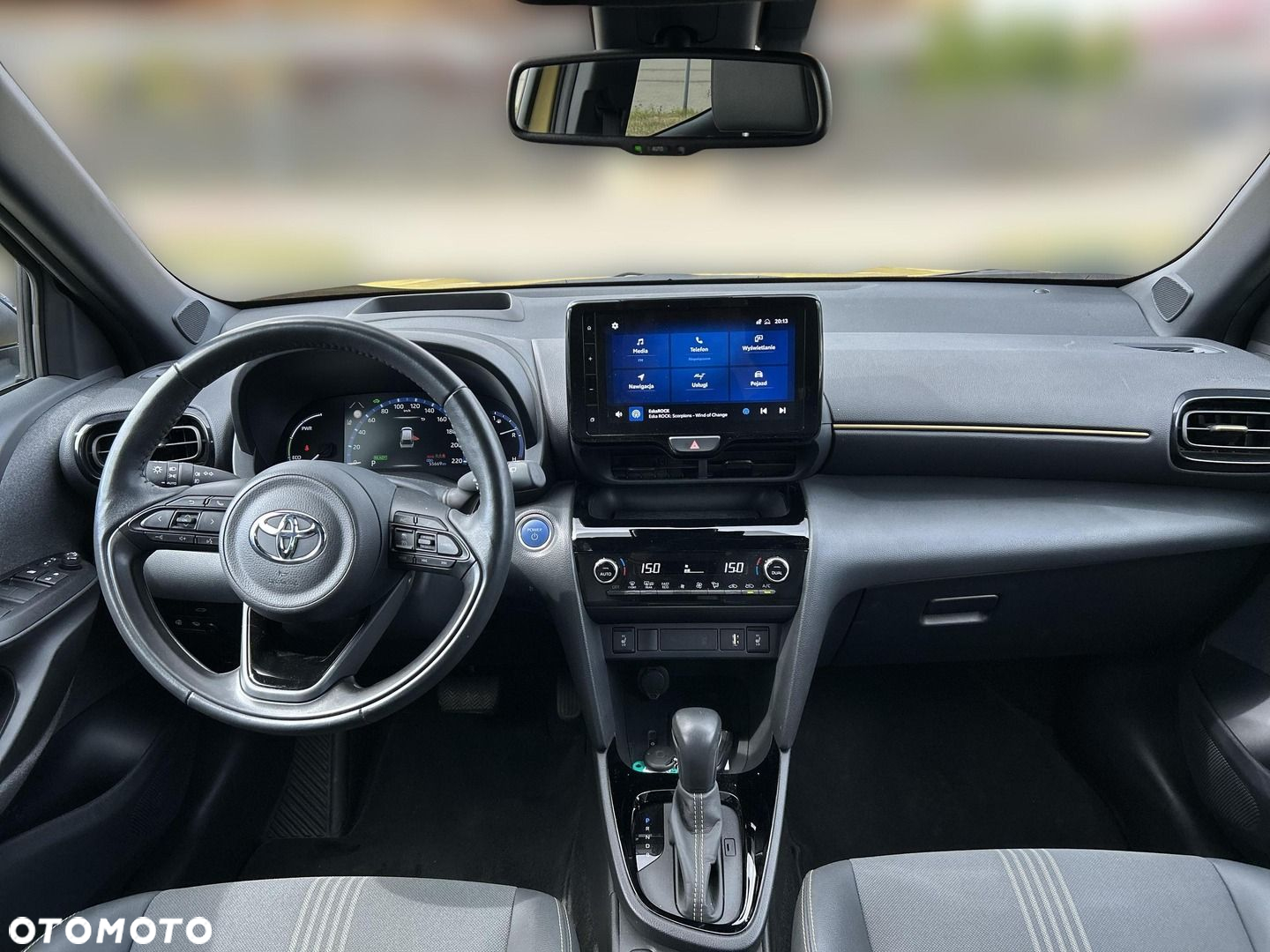 Toyota Yaris Cross - 15