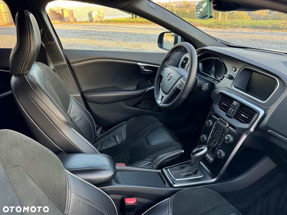 Volvo V40 D2 Drive-E Kinetic - 25