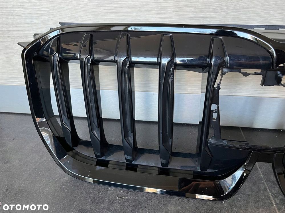 Grill atrapa chłodnicy BMW IX1 nowy model - 4