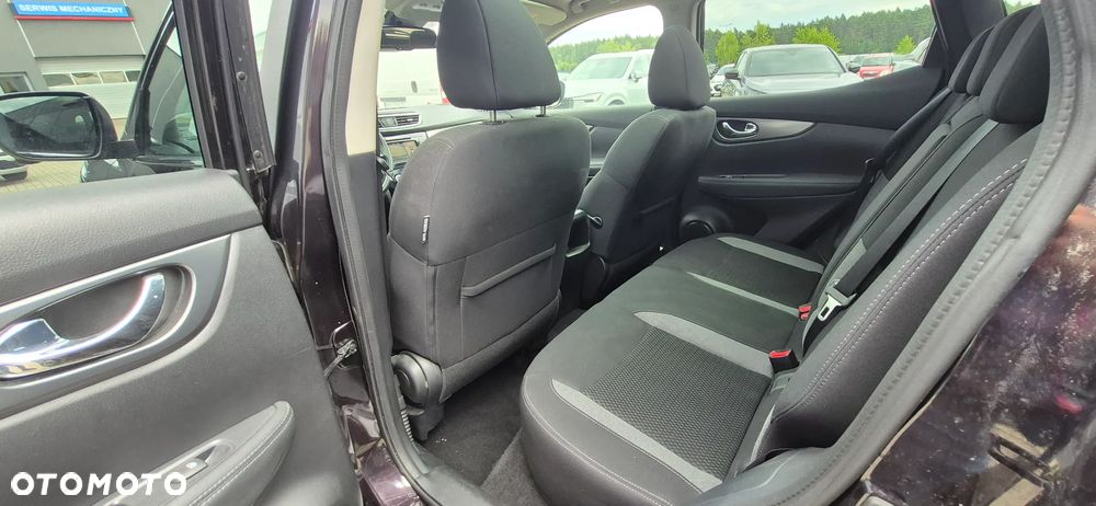 Nissan Qashqai 1.3 DIG-T DCT N-CONNECTA - 28