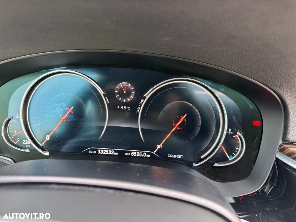 BMW Seria 5 530i xDrive Aut. M Sport Edition - 15