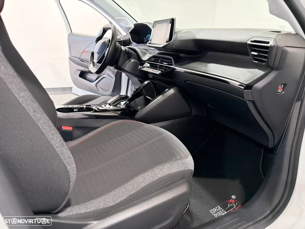 Peugeot e-208 50 kWh Active Pack - 37