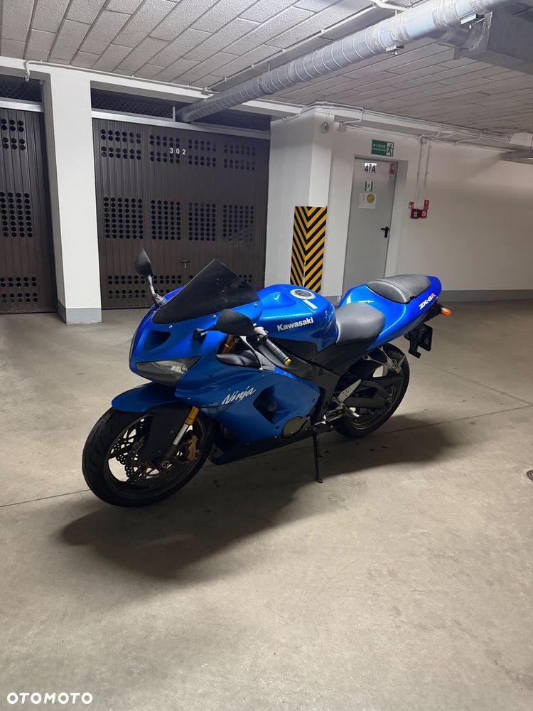 Kawasaki ZXR - 22