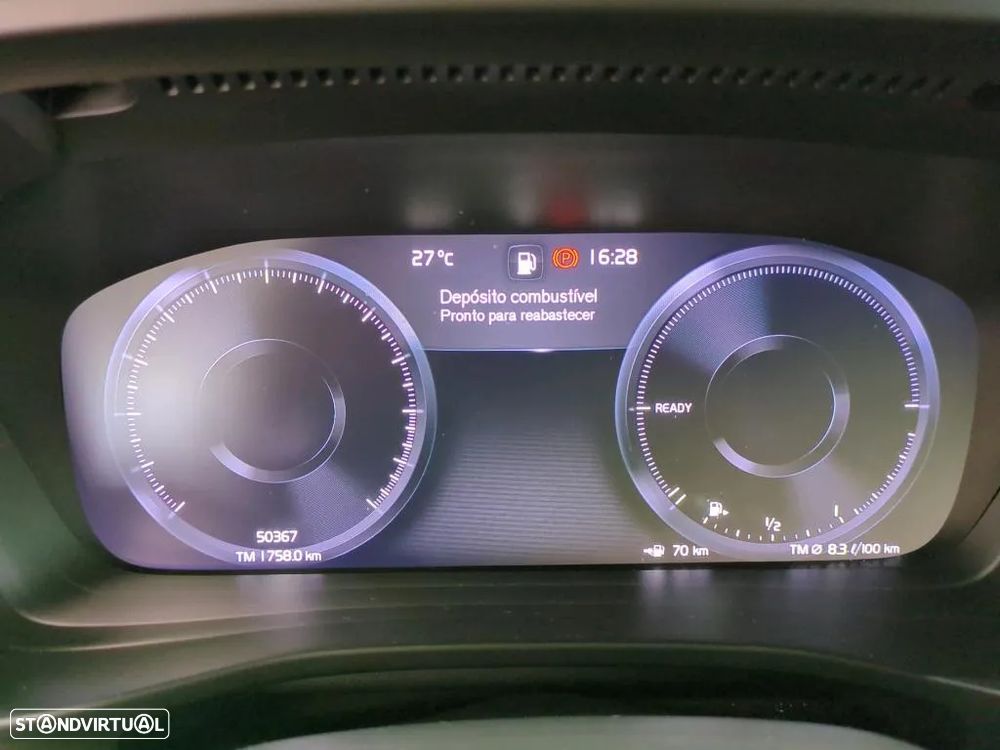 Volvo XC 40 1.5 T4 PHEV Plus Dark - 6
