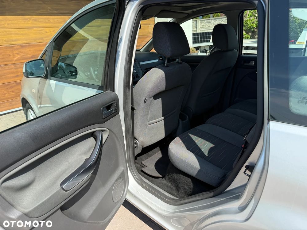 Ford C-MAX - 13