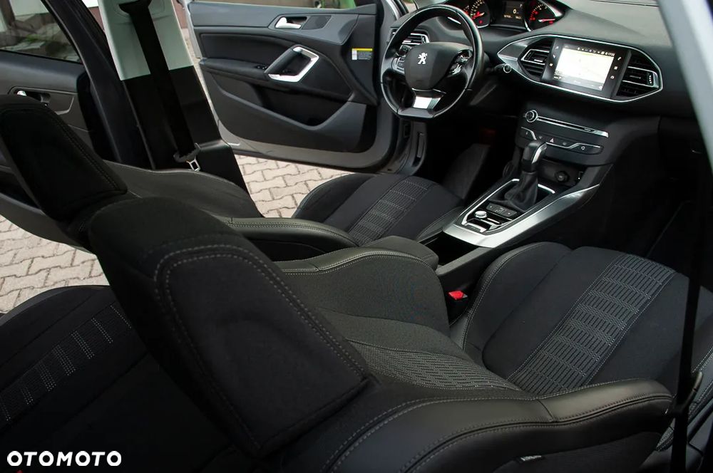 Peugeot 308 BlueHDi 150 EAT6 Stop & Start Allure - 31