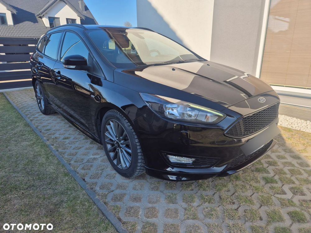 Ford Focus 1.5 EcoBlue Start-Stopp-System ST-LINE - 4