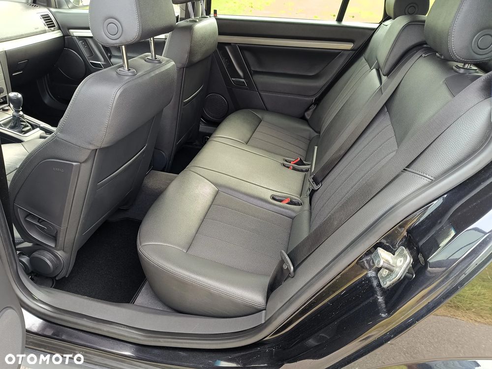 Opel Vectra 1.9 CDTI Caravan - 9