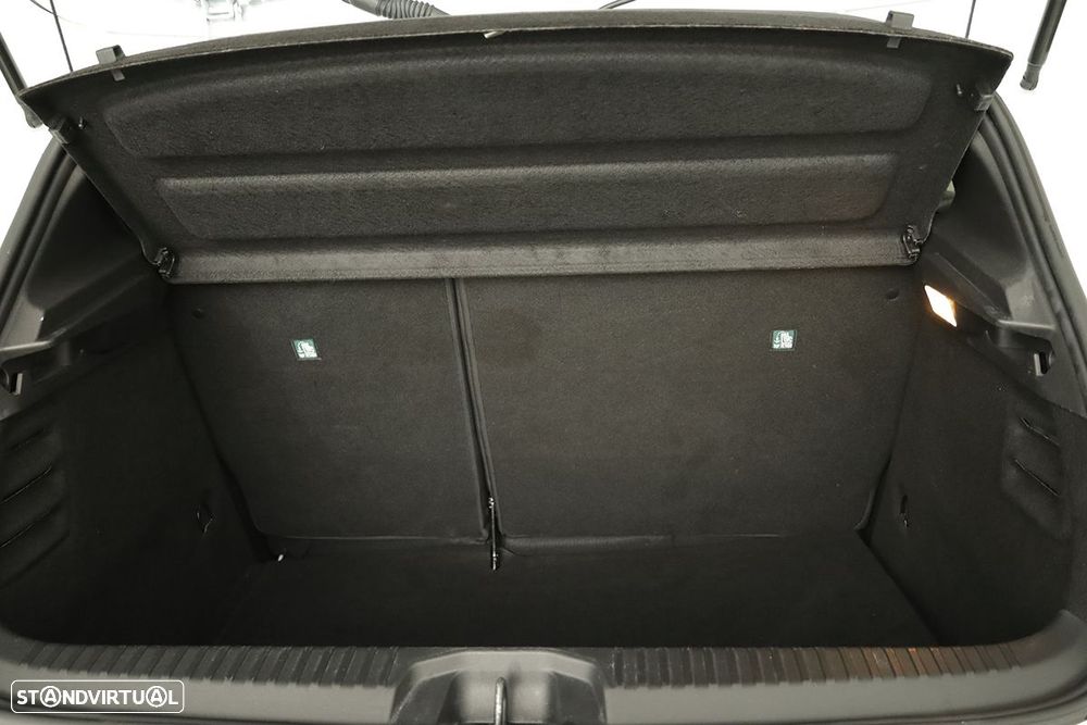 Renault Clio 1.0 TCe Evolution - 23