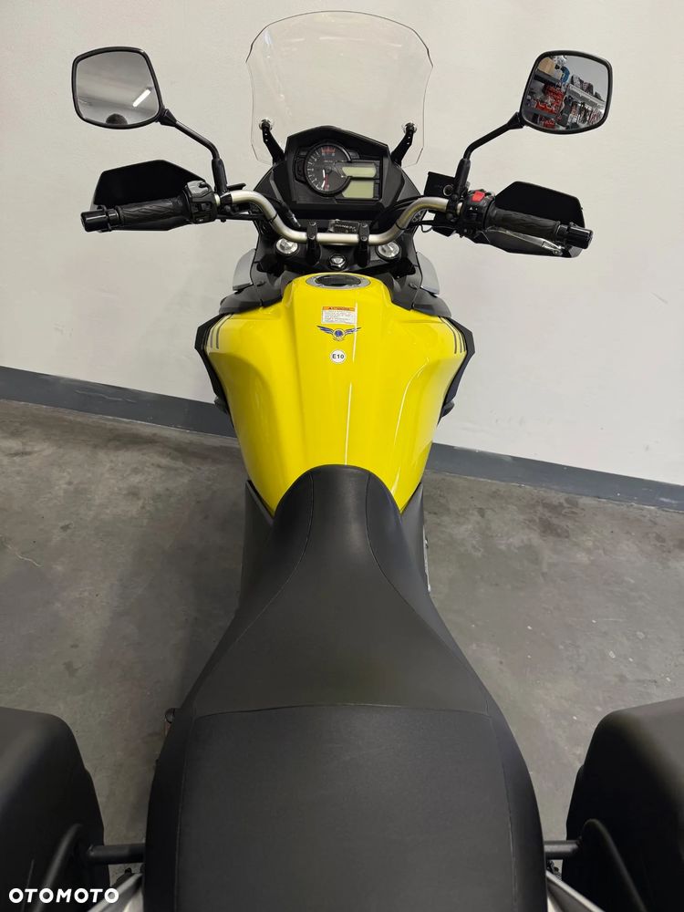 Suzuki V-STROM - 38