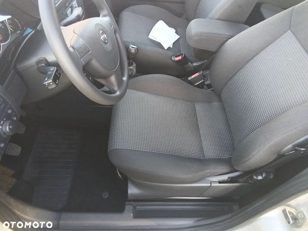 Opel Meriva 1.4 Essentia - 19