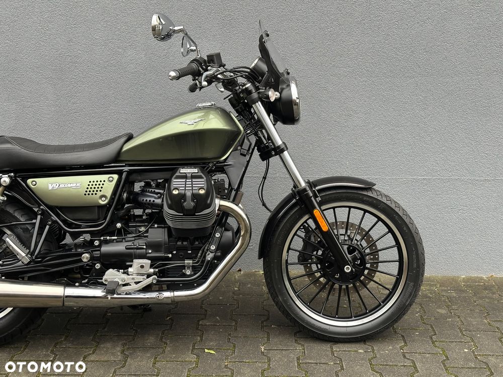 Moto Guzzi V9 - 10