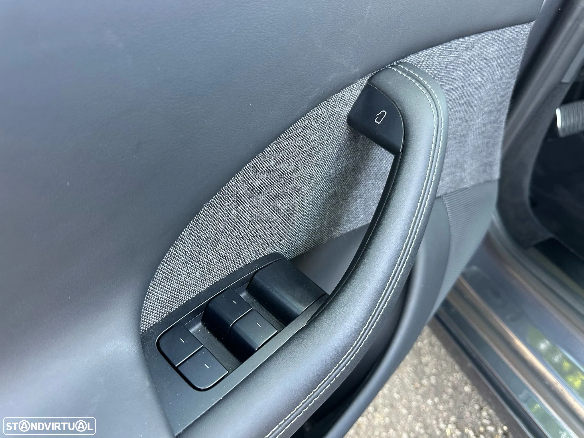 Tesla Model S Plaid AWD - 23