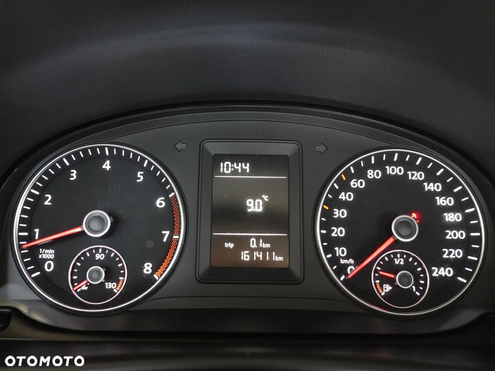 Volkswagen Touran 1.2 TSI BlueMotion Technology Trendline - 38