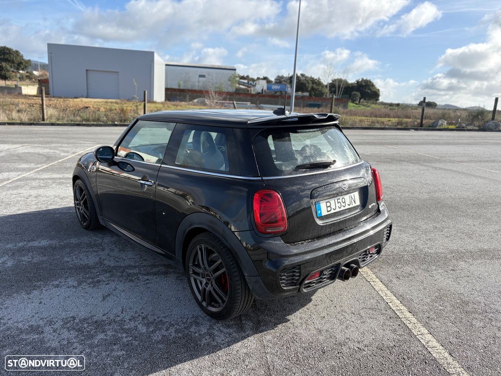 MINI 3 Portas John Cooper Works Auto Desportiva - 2