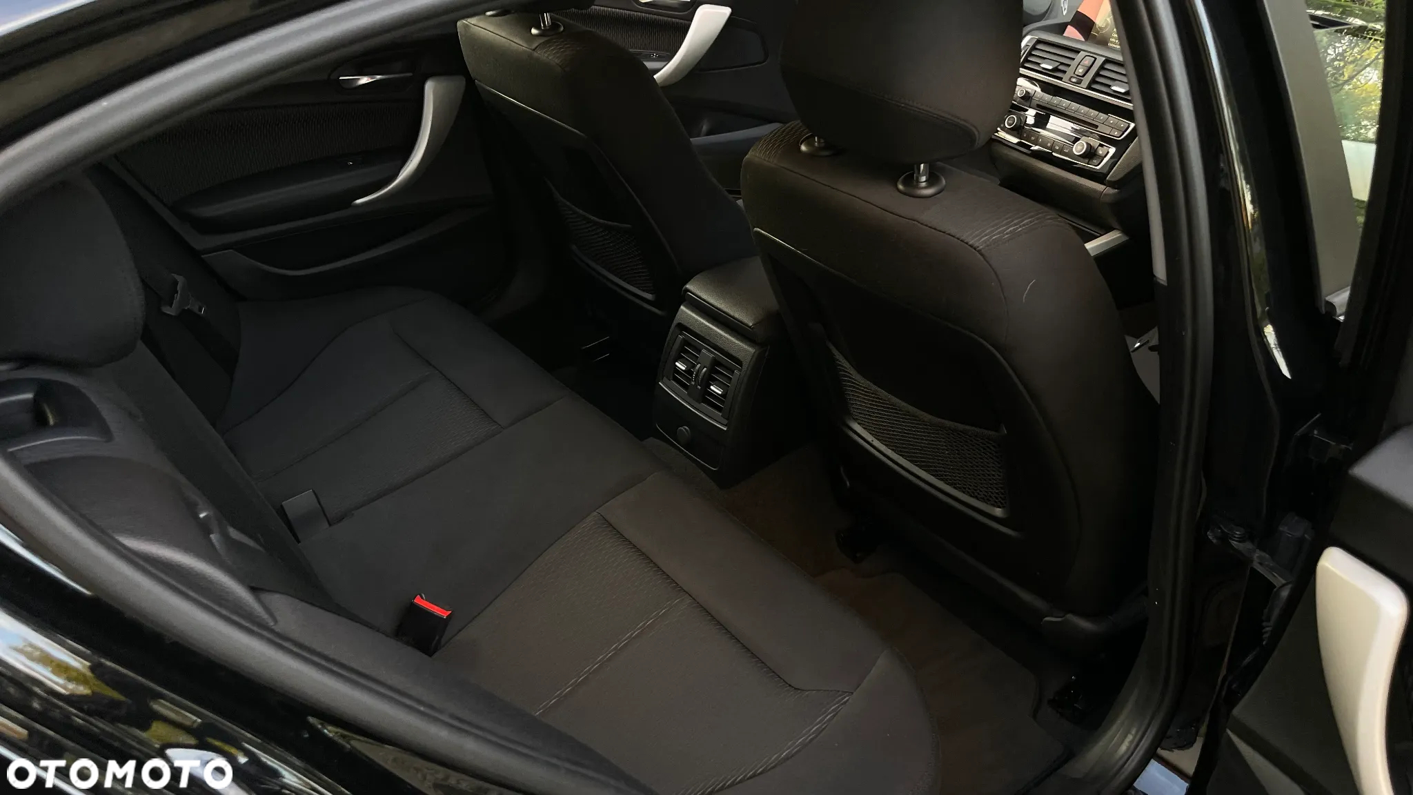 BMW Seria 1 116i - 15