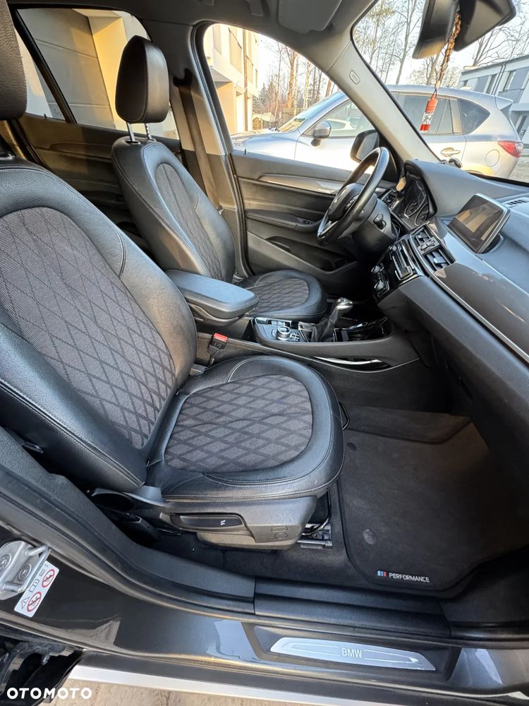 BMW X1 sDrive18d xLine - 14