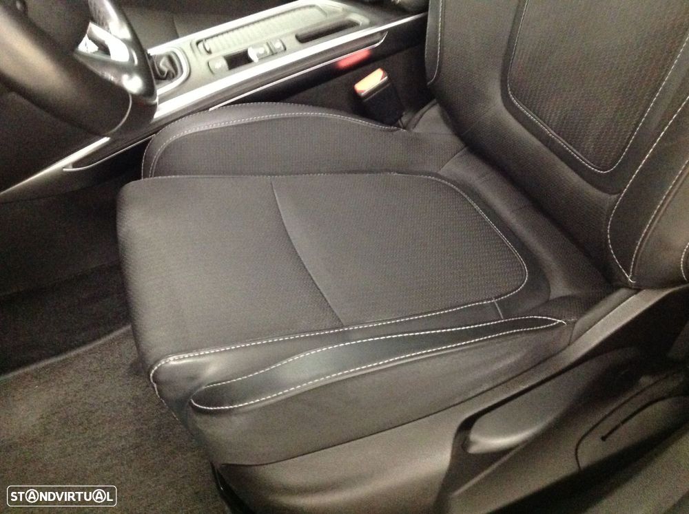 Renault Mégane Sport Tourer 1.5 Blue dCi Limited C/PM+Pneu - 18