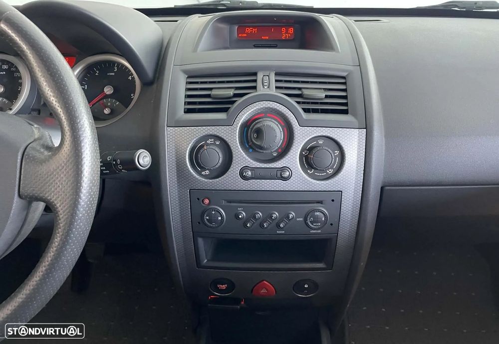 Renault Mégane Break 1.5 dCi Dynamique - 10
