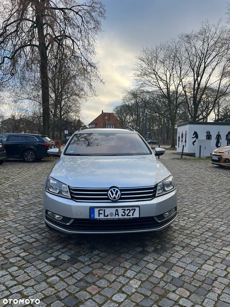 Volkswagen Passat 2.0 TDI 4Motion DSG BlueMotion Tech Comfortline - 3