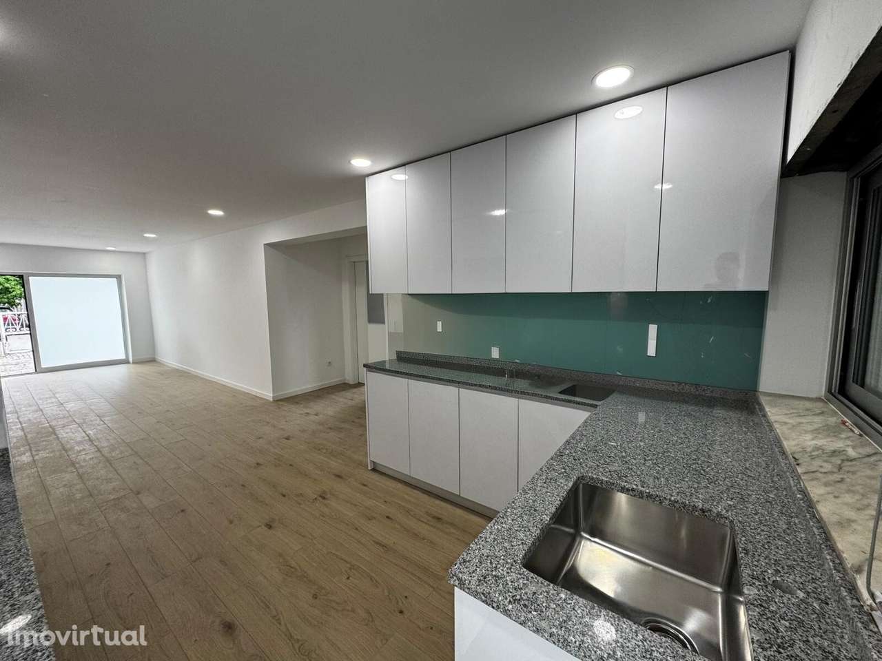 Andar Moradia T2 - Silvares, Guimarães - Grande imagem: 4/8