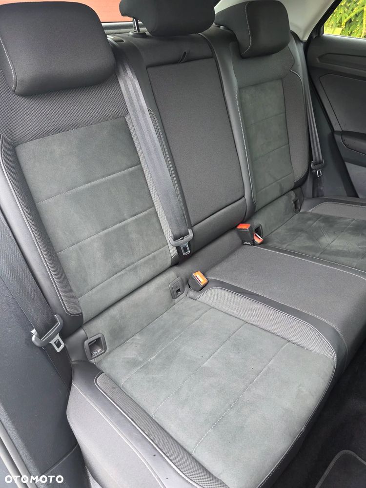 Volkswagen T-Roc 2.0 TDI Style DSG - 24
