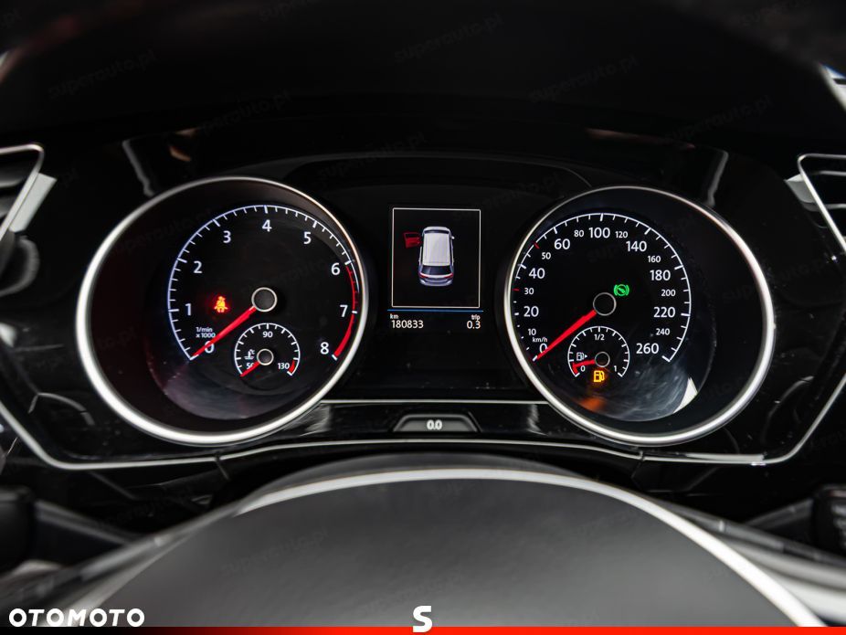 Volkswagen Touran - 15