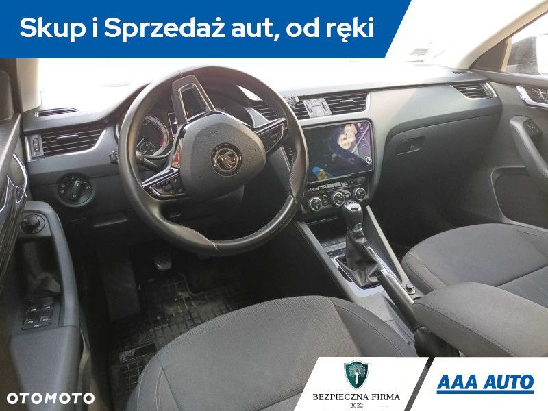Skoda Octavia - 2