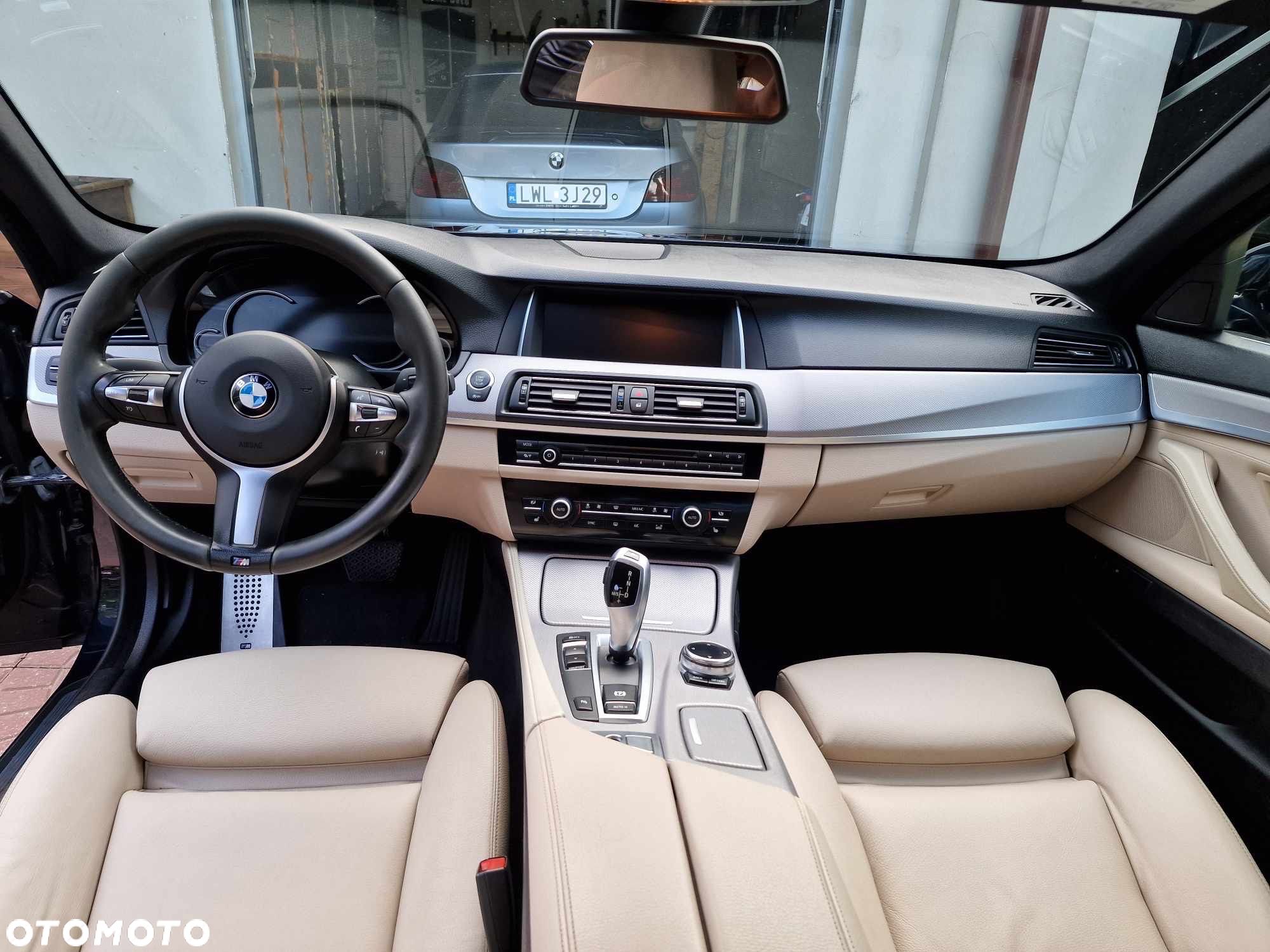 BMW Seria 5 520i Sport-Aut - 1