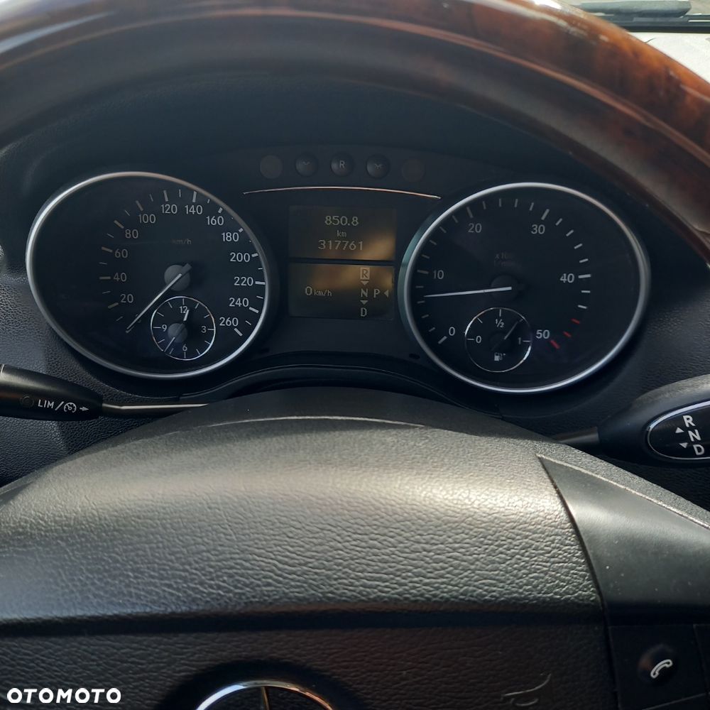 Mercedes-Benz ML - 6