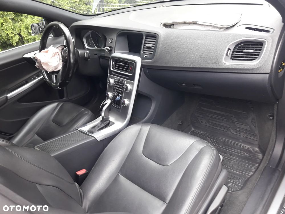 Volvo V60 D2 Drive-E Summum - 10