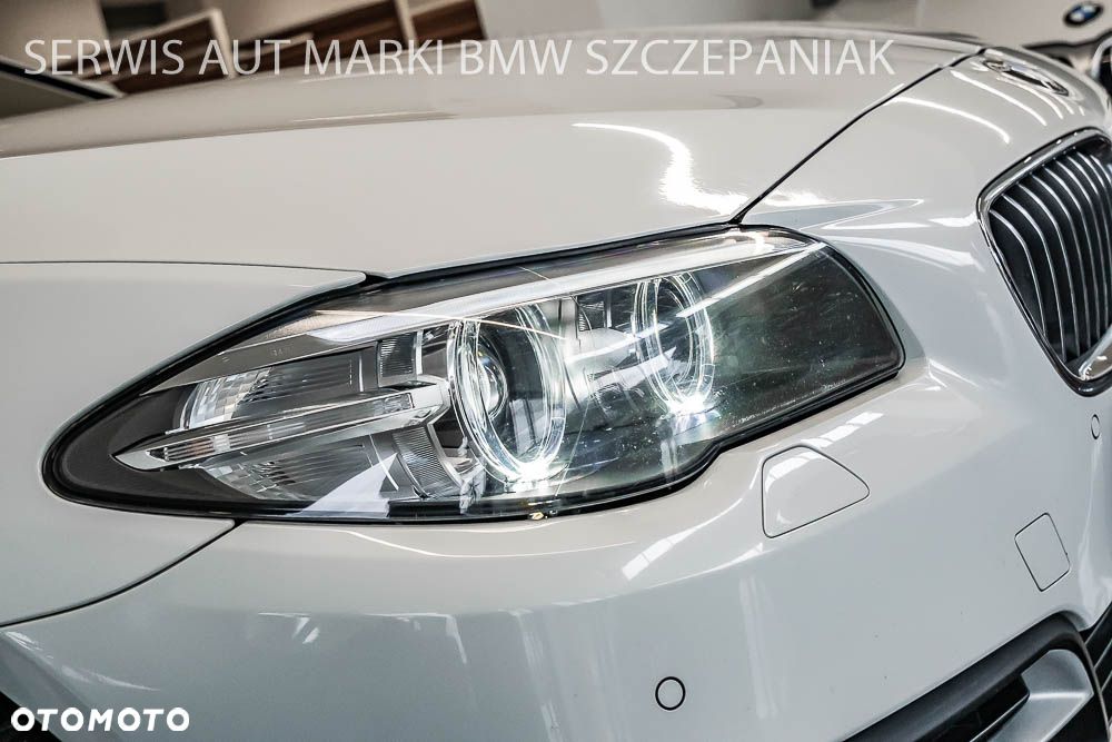 BMW Seria 5 520d xDrive - 4